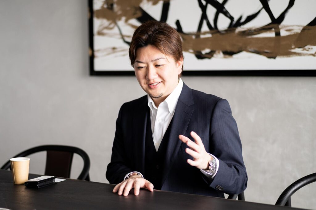 株式会社ストロングジャパンホールディングス 寺本代表