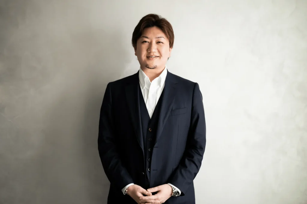 株式会社ストロングジャパンホールディングス 代表取締役グループCEO　寺本 雄平常務取締役　本田 寛